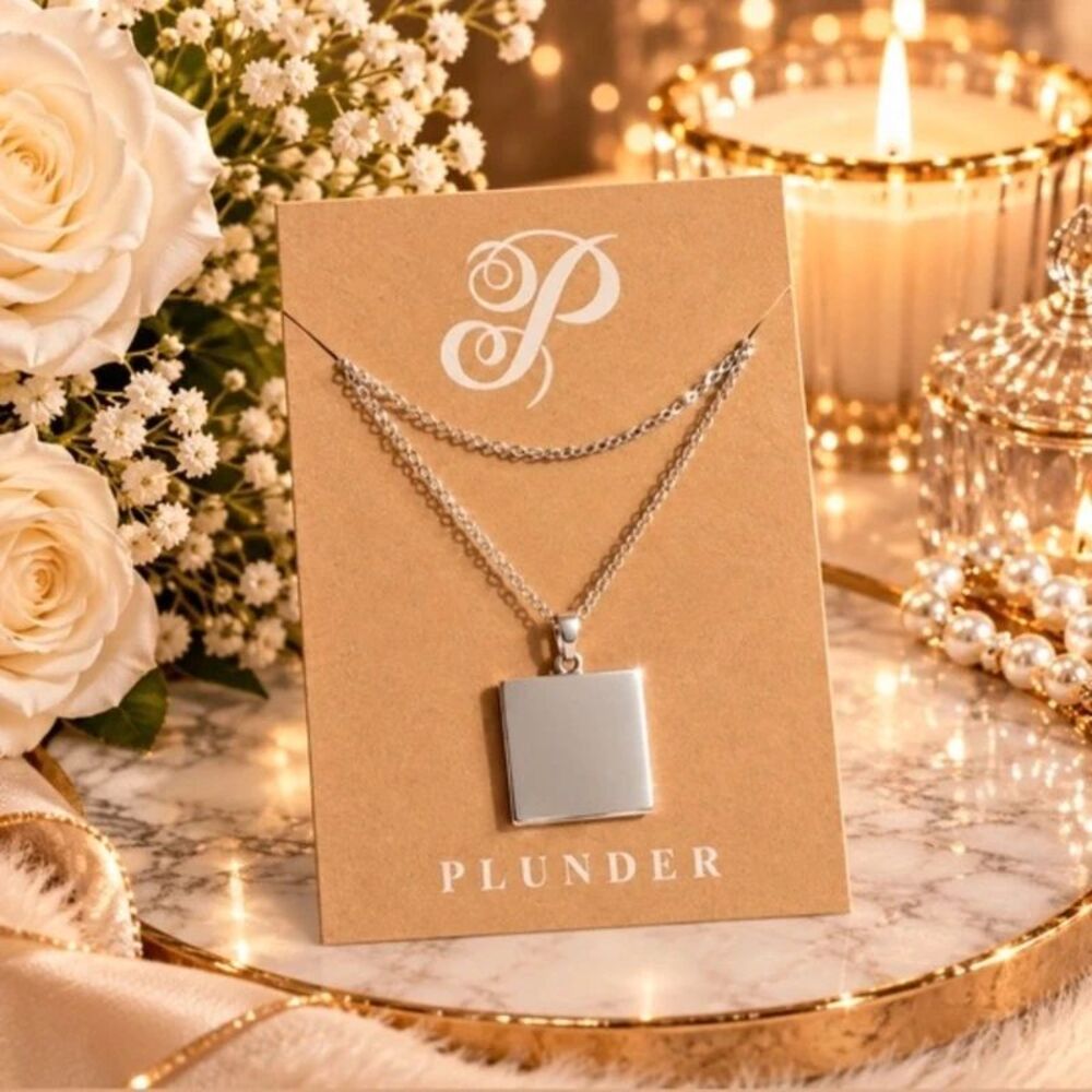 Silver Tone Necklace With Square Engravable Pendant
